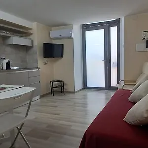 casa-ninni-nanni.taorminaitalyhotels.com/