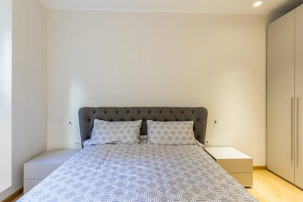 Fifty Eight Suite Milan Center Apartament